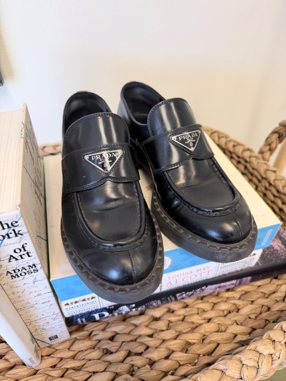 Prada Loafers - Size 38 / 7.5 - Picture 2 of 3